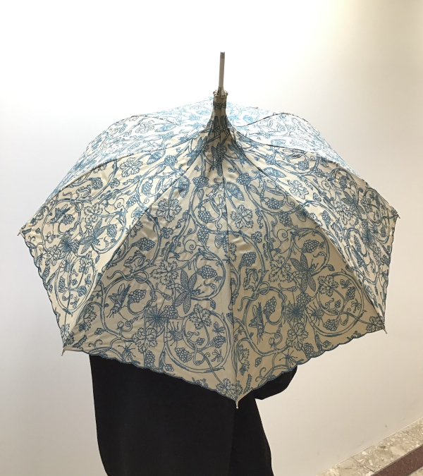 vivienne Westwood ヴィヴィアンウエストウッド 日傘 刺繍 - 傘