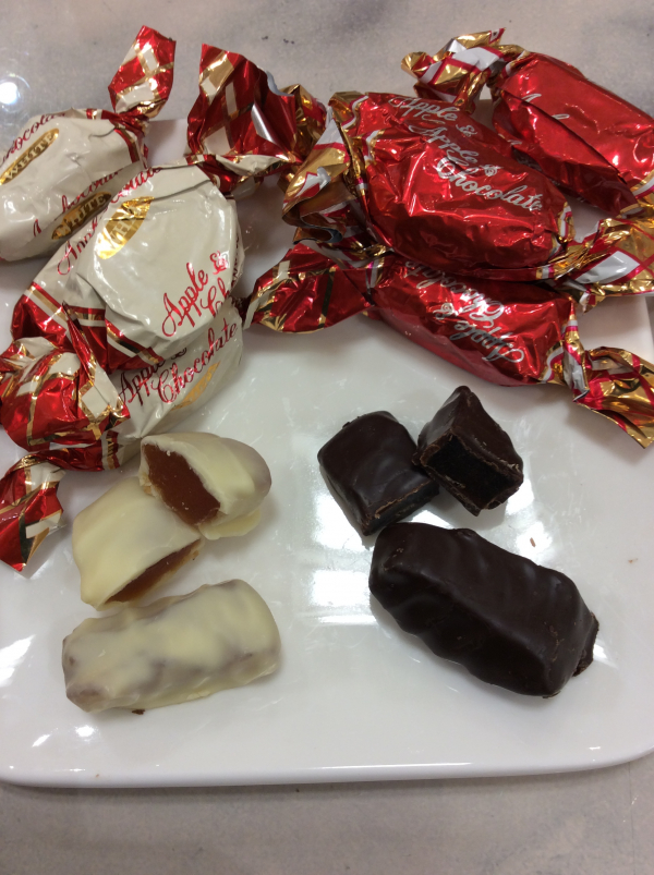 季節限定 りんごのチョコレート なしのチョコレート入荷しました モロゾフ 大丸札幌店公式 Shop Blog