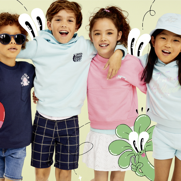モデルになれる トミー ヒルフィガーキッズ ポーズも自由に トミーヒルフィガー キッズ 大丸札幌店公式 Shop Blog