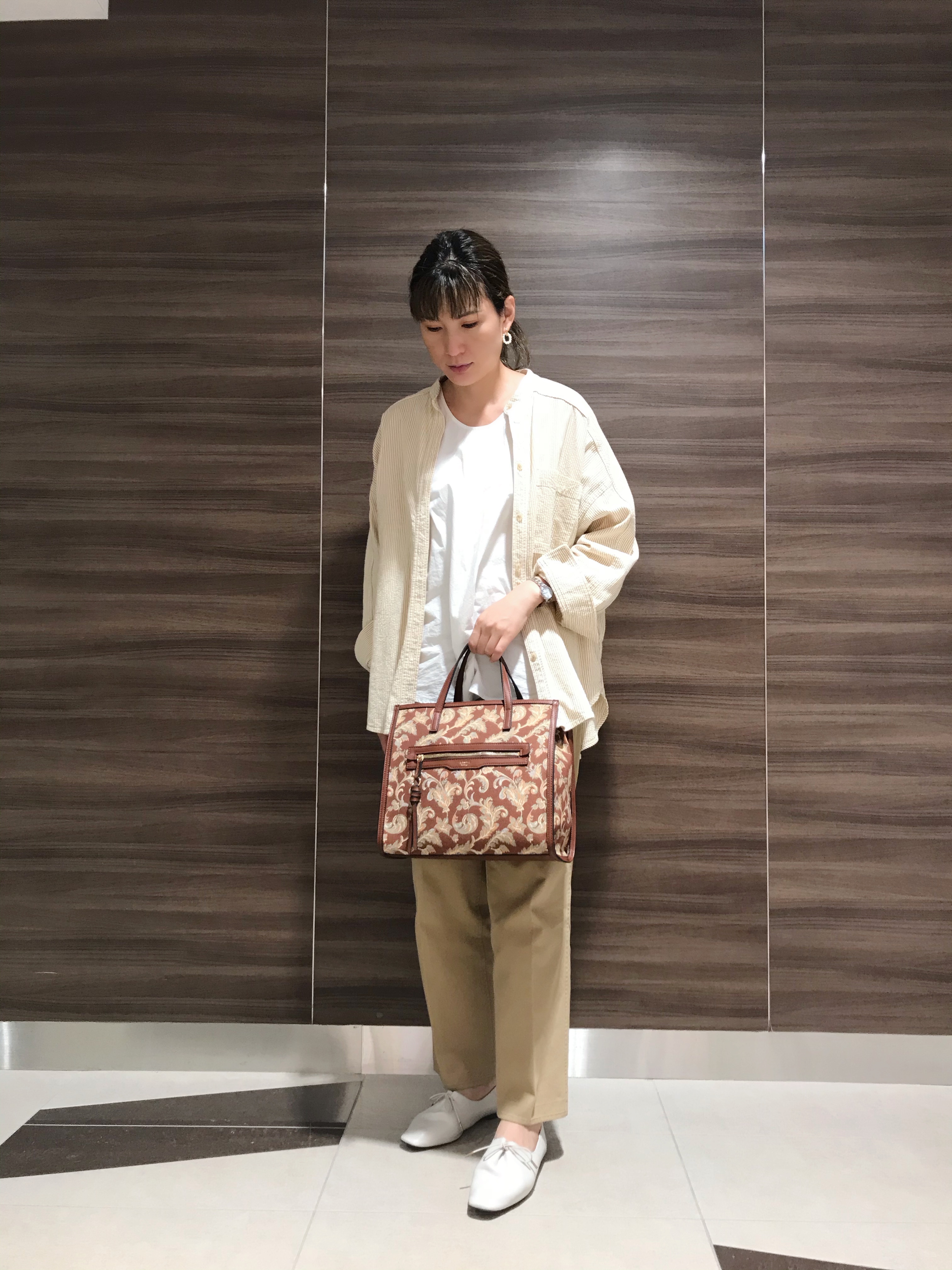 ボックス型トートバッグが新色入荷 オゥ バニスター 大丸東京店公式 Shop Blog